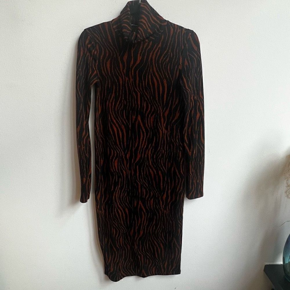 Zara Women's Turtle Neck Long Sleeve Textured Animal Print Body Con Midi Dress B